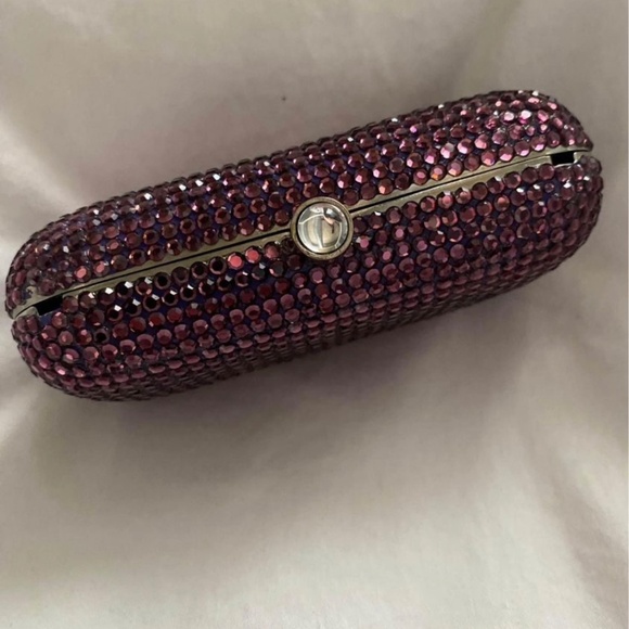 Mini Crystal Clutch - Picture 3 of 3